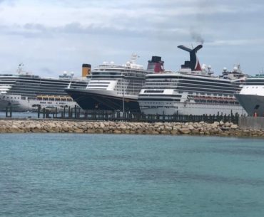 Cruzeiro saindo de Orlando (Port Canaveral) para as Bahamas.