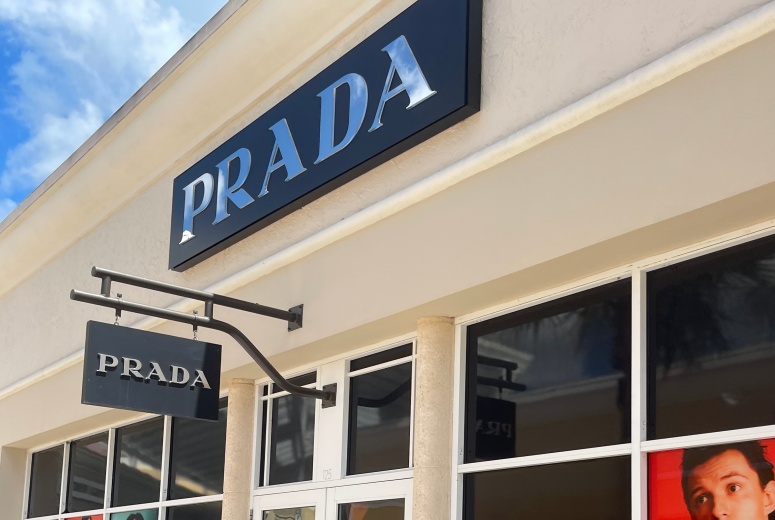 Onde Comprar Prada em Orlando - Dicas das Melhores Lojas 2023