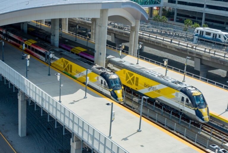 Trem de Miami para Orlando