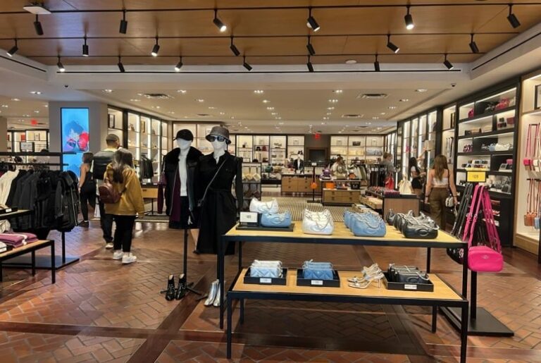 Onde Comprar Bolsas da Coach em Orlando com o Melhor Preço | 2024 Onde Comprar Bolsas da Coach em Orlando