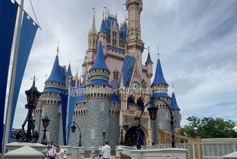Qual o Melhor Horário para Chegar no Magic Kingdom